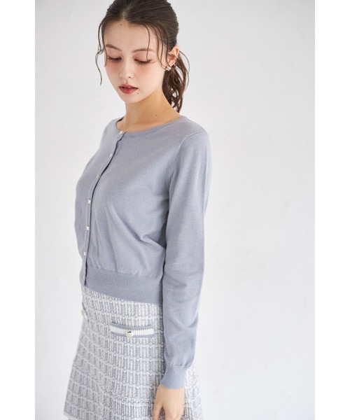 tocco closet(トッコ クローゼット)の「コラーゲン加工フラワー釦ニットカーディガン(カーディガン/ボレロ・レディース・オフホワイト/グレイッシュブルー/ピンクベージュ/ブラック・M)」の19枚目の写真