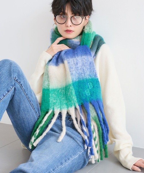 BARNYARDSTORM（バンヤードストーム）の「BARNYARDSTORM / 刺繍チェックストール【WEB限定カラー】（ストール/ショール・レディース・ブラック/イエロー/ブルー/レッド・FREE）」の5枚目の写真