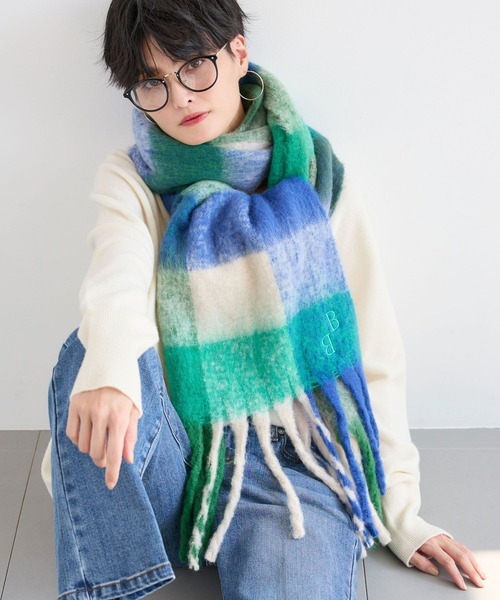 BARNYARDSTORM（バンヤードストーム）の「BARNYARDSTORM / 刺繍チェックストール【WEB限定カラー】（ストール/ショール・レディース・ブラック/イエロー/ブルー/レッド・FREE）」の6枚目の写真