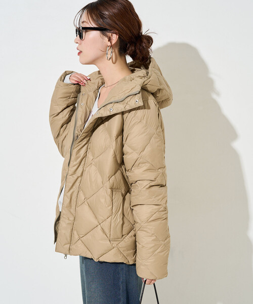 FREAK'S STORE(フリークスストア)の「TAION/タイオン CITY PACKABLE HOOD DOWN JKT/シティパッカブルフードダウンジャケット(ダウンジャケット/コート・レディース・ブラック/オリーブ/キャメル・LARGE/MEDIUM)」の9枚目の写真