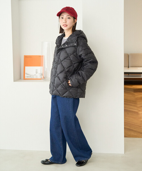 FREAK'S STORE(フリークスストア)の「TAION/タイオン CITY PACKABLE HOOD DOWN JKT/シティパッカブルフードダウンジャケット(ダウンジャケット/コート・レディース・ブラック/オリーブ/キャメル・LARGE/MEDIUM)」の19枚目の写真