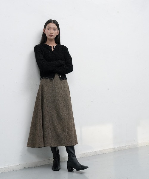 GENERAL IDEA(ジェネラルアイデア)の「【GENERAL IDEA】ブークレラメニットカーディガン / METAL MIX BOUCLE CARDIGAN(カーディガン/ボレロ・レディース・ブラック/ブラウン・L/M/S)」の3枚目の写真