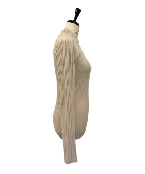 MAISON ELLIE(メゾンエリー)の「cut off high neck rib knit tops(ニット/セーター・レディース・ベージュ・FREE)」の3枚目の写真