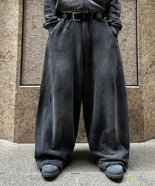 kutir(クティール)の「FADEPROCESSING THERMAL DOCKING DAMAGE BAGGY SWEAT PANTS/フェード加工サーマルドッキングダメージバギースウェットパンツ(スウェットパンツ・メンズ・杢グレー/ブラウン/ブラック・SMALL/MEDIUM/LARGE)」の2枚目の写真