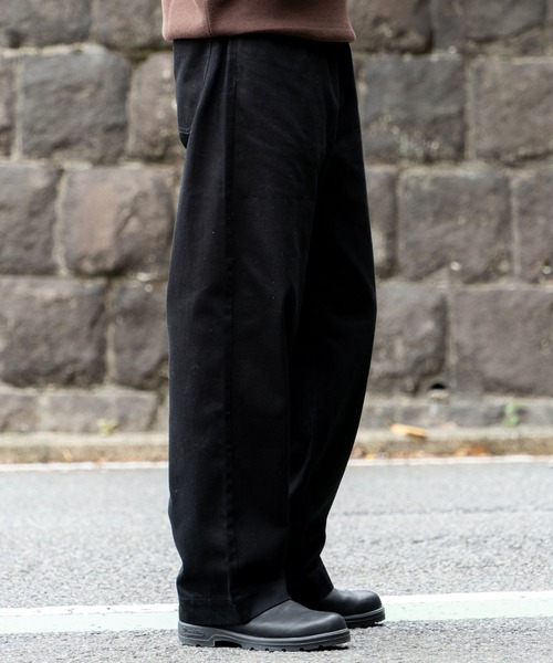 FCTY.(エフシーティーワイ)の「ストレートチノスラックス(スラックス・メンズ・ブラック/ベージュ・MEDIUM/LARGE)」の3枚目の写真