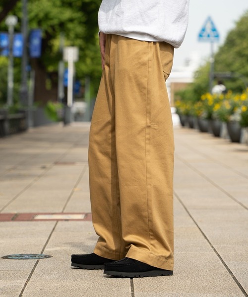 FCTY.(エフシーティーワイ)の「ストレートチノスラックス(スラックス・メンズ・ブラック/ベージュ・MEDIUM/LARGE)」の10枚目の写真