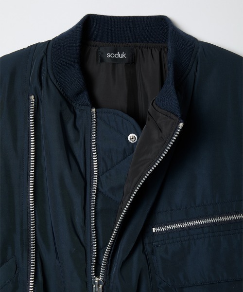 soduk（スドーク）の「double zip ma-1 jacket（MA-1・レディース・ブラック/ネイビー・ONE SIZE）」の6枚目の写真