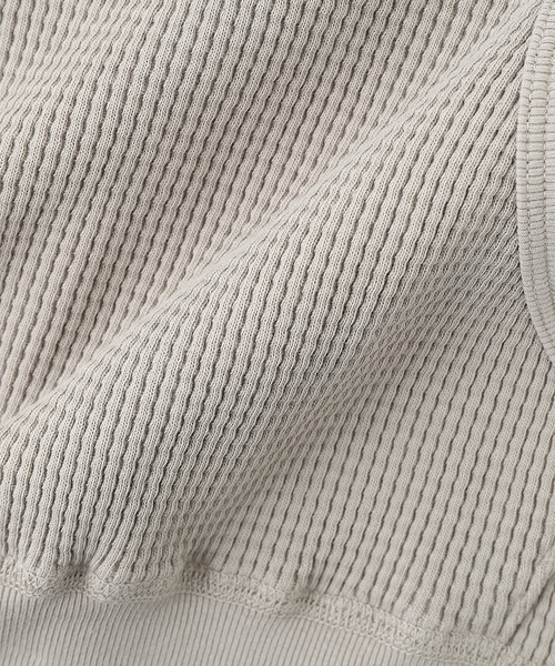 SAVE KHAKI UNITED（セーブカーキユナイテッド）の「SAVE KHAKI UNITED / セーブ カーキ ユナイテッド ワッフル フーディ（パーカー・メンズ・グレー/ブラック/ネイビー・MEDIUM/LARGE/X-LARGE）」の7枚目の写真