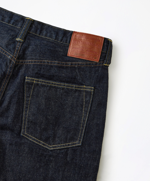 OUTSTANDING(アウトスタンディング)の「W.W. II SELVEDGE STRAIGHT PANTS_INDIGO(デニムパンツ・メンズ・その他・SMALL/MEDIUM/LARGE/X-LARGE/X-SMALL)」の22枚目の写真