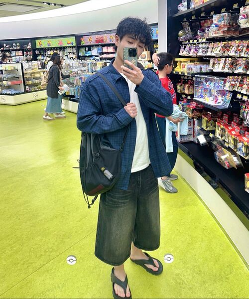 NOMANUAL（NOMANUAL）の「C.B STRING BAG - CHARCOAL（バックパック/リュック・レディース・その他・FREE）」の2枚目の写真