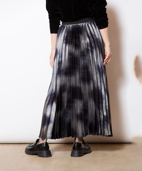 OSMOSIS（オズモーシス）の「プリーツスカート（スカート・レディース・ゴールド/シルバー/グレー・ONE SIZE）」の6枚目の写真