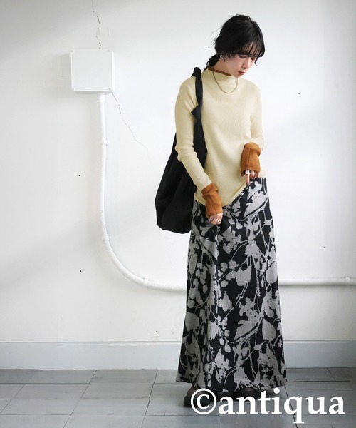 antiqua（アンティカ）の「配色リブニット トップス（ニット/セーター・レディース・ホワイト系その他/ブラウン/グレー系その他2/アイボリー/ブラック/グレー系その他/ブラウン系その他/ブラック系その他/グレー/チャコールグレー・ONESIZE）」の11枚目の写真