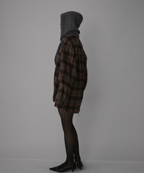 VION(ヴィオン)の「ケーブルニットフードマフラー / Cable Knit Hood Muffler(ストール/ショール・レディース・ブラック/グレー・FREE)」の7枚目の写真