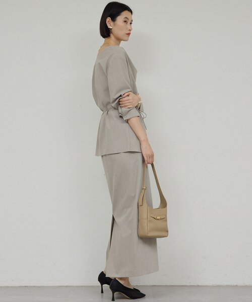 GALLARDAGALANTE(ガリャルダガランテ)の「【セットアップ対応】【2way】ドレープブラウス(シャツ/ブラウス・レディース・チャコールグレー/ライトベージュ・FREE)」の15枚目の写真