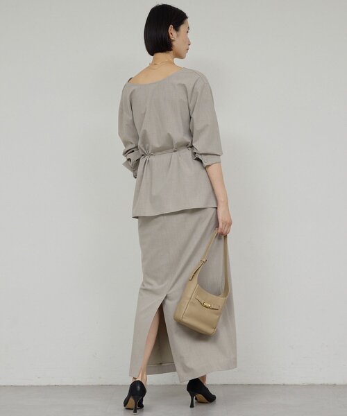 GALLARDAGALANTE(ガリャルダガランテ)の「【セットアップ対応】【2way】ドレープブラウス(シャツ/ブラウス・レディース・チャコールグレー/ライトベージュ・FREE)」の16枚目の写真