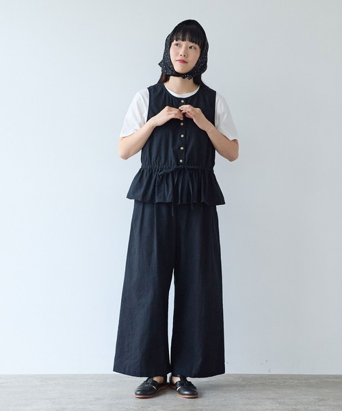 bulle de savon（ビュルデサボン）の「△リネン/コットン ナチュラルトリプルワッシャー ペプラムベスト（ベスト・レディース・ブラック/ホワイト・FREE）」の9枚目の写真