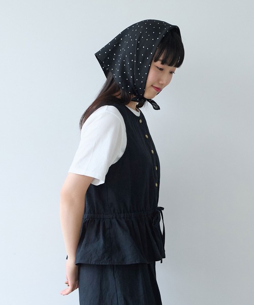 bulle de savon（ビュルデサボン）の「△リネン/コットン ナチュラルトリプルワッシャー ペプラムベスト（ベスト・レディース・ブラック/ホワイト・FREE）」の7枚目の写真
