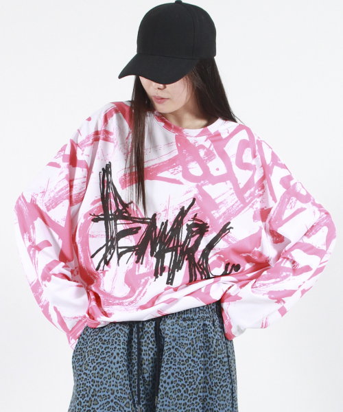 DEMARC(ドゥマーク)の「STREET GRAFFITI LOGO TEXT OVERSIZED T-SHIRT - Red(Tシャツ/カットソー・レディース・その他・MEDIUM/LARGE)」の6枚目の写真