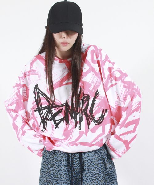 DEMARC(ドゥマーク)の「STREET GRAFFITI LOGO TEXT OVERSIZED T-SHIRT - Red(Tシャツ/カットソー・レディース・その他・MEDIUM/LARGE)」の10枚目の写真