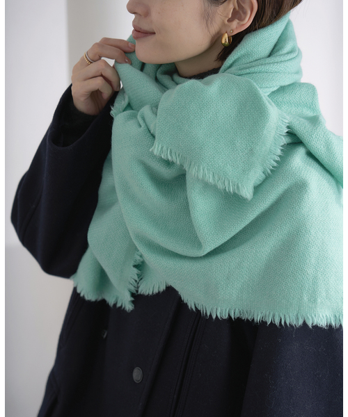 IENA（イエナ）の「NIMNIMDUAI/ニムニムデュアイ PASHMINA EMNROIDERY STOLE ストール 276（ストール/ショール・レディース・ピンク系その他/サックスブルー/アイボリー/ピンク/ライトグリーン・FREE）」の8枚目の写真