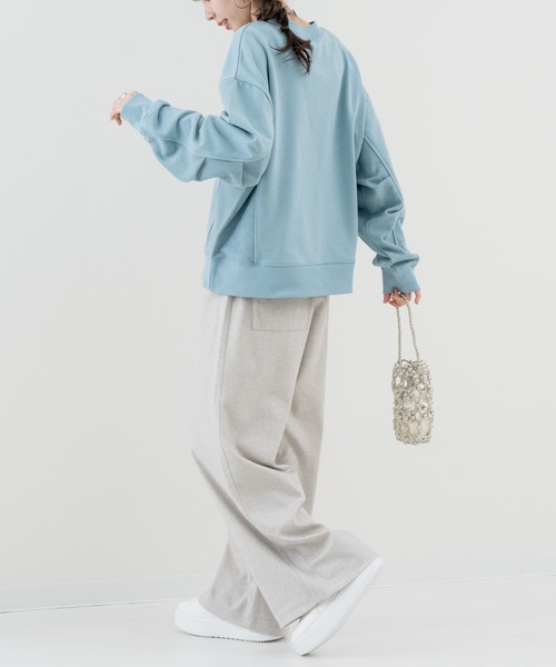 refinedworks(リファインドワークス)の「【refinedworks】大人が着られる 裏毛 ロゴ スウェット(スウェット・レディース・ピンク/ブルー/オートミール・FREE)」の14枚目の写真
