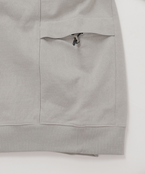 B.C STOCK(ベーセーストック)の「《追加2》【OLIVEDRAB/オリーブドラブ】キャリーポケット スウェット(スウェット・メンズ・スミクロ/グレー系その他/ホワイト/アーミー・MEDIUM/LARGE)」の18枚目の写真