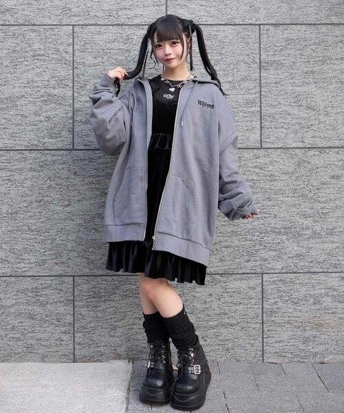 Whinny(ホワイニー)の「Whinny/サイキョー騎士の集いパーカー(パーカー・レディース・ブラック/ダークグレー/ホワイト・FREE)」の4枚目の写真