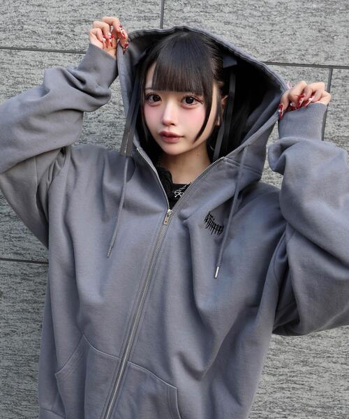 Whinny(ホワイニー)の「Whinny/サイキョー騎士の集いパーカー(パーカー・レディース・ブラック/ダークグレー/ホワイト・FREE)」の7枚目の写真
