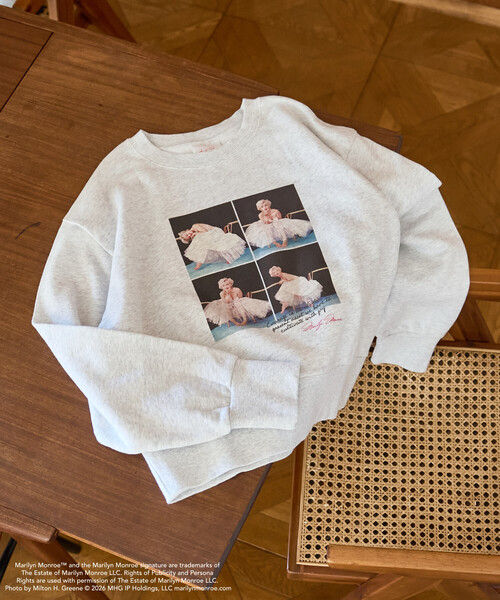 FREAK'S STORE（フリークスストア）の「マリリン・モンロー BURST SHOT SWEAT SHIRT/バースト ショット スウェット（スウェット・レディース・ライトグレー/オフホワイト/チャコール・ﾌﾘ-）」の2枚目の写真