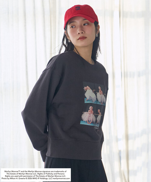 FREAK'S STORE（フリークスストア）の「マリリン・モンロー BURST SHOT SWEAT SHIRT/バースト ショット スウェット（スウェット・レディース・ライトグレー/オフホワイト/チャコール・ﾌﾘ-）」の11枚目の写真