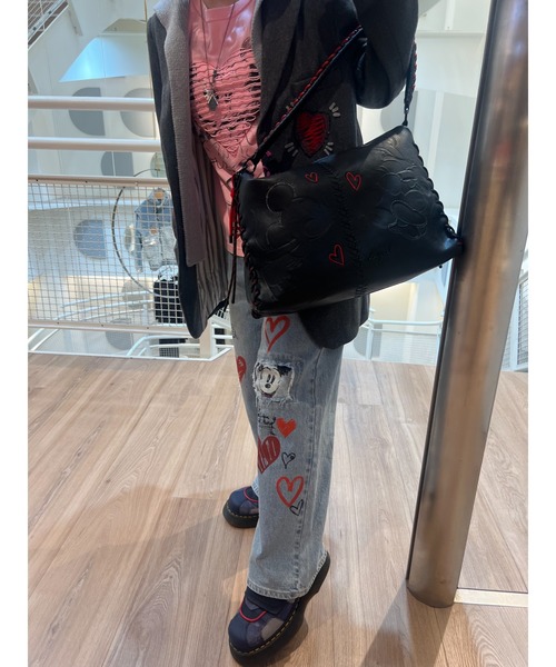 Desigual(デシグアル)の「ミッキー 刺繍 ナイロン ショルダーバッグ ディズニー(ショルダーバッグ・レディース・ブラック・FREE)」の13枚目の写真