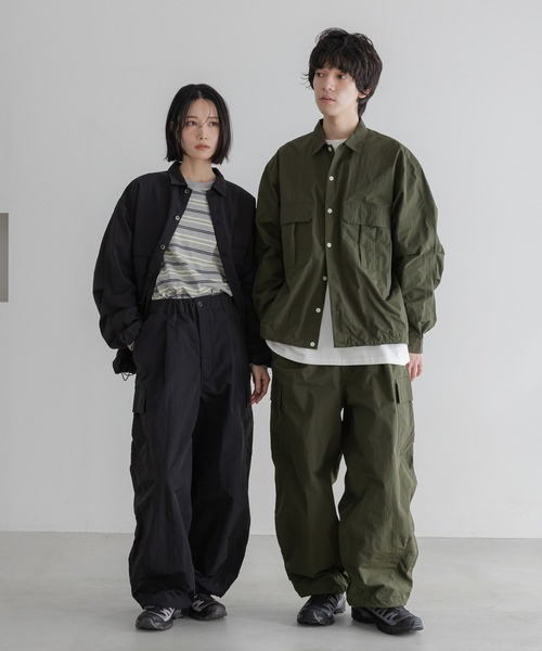 LOWRYS FARM（ローリーズファーム）の「【LFM(U)】ナイロンミリタリーシャツ　 645008（シャツ/ブラウス・メンズ・カーキ/ブラック・LARGE/MEDIUM）」の13枚目の写真
