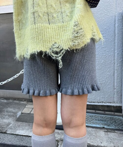 CIAOPANIC（チャオパニック）の「リブニットフリルショートパンツ（その他パンツ・レディース・グレー/チャコールグレー/ベージュ・ONE SIZE）」の6枚目の写真