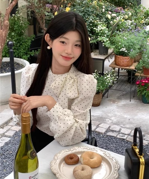 Ritzy(リッツィー)の「トッド柄衿リボン仕様フリルシャツ(シャツ/ブラウス・レディース・ブラック/ホワイト・L/M)」の13枚目の写真