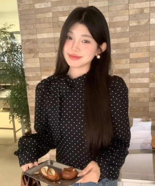 Ritzy(リッツィー)の「トッド柄衿リボン仕様フリルシャツ(シャツ/ブラウス・レディース・ブラック/ホワイト・L/M)」の22枚目の写真