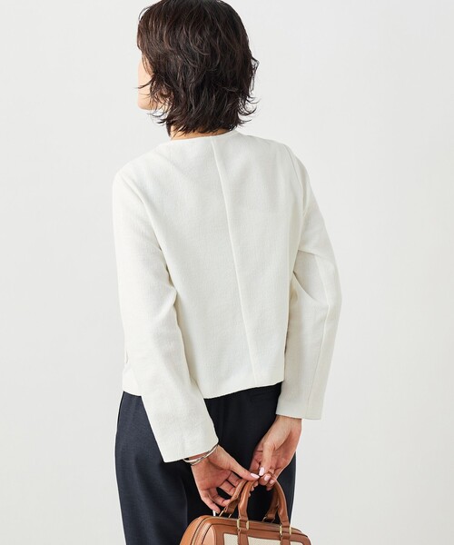 NOLLEY’S Sophi（ノーリーズソフィ）の「ウォッシャブルラッセルリングカーデジャケット（ノーカラージャケット・レディース・ネイビー/オフホワイト・38）」の12枚目の写真