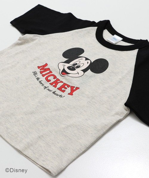 Disney(ディズニー)の「〈ディズニー〉ミッキーマウス/ラグラン半袖Tシャツ(Tシャツ/カットソー・キッズ・ブラック/チャコールグレー・80cm/90cm/100cm/110cm/120cm/130cm/140cm)」の12枚目の写真