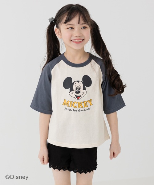 Disney(ディズニー)の「〈ディズニー〉ミッキーマウス/ラグラン半袖Tシャツ(Tシャツ/カットソー・キッズ・ブラック/チャコールグレー・80cm/90cm/100cm/110cm/120cm/130cm/140cm)」の16枚目の写真