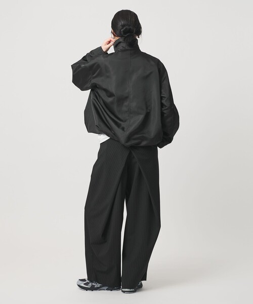 BEAUTY&YOUTH UNITED ARROWS（ビューティーアンドユースユナイテッドアローズ）の「ポリエステル スタンドカラー ブルゾン（ブルゾン・レディース・ブラック/オフホワイト・M/S）」の5枚目の写真