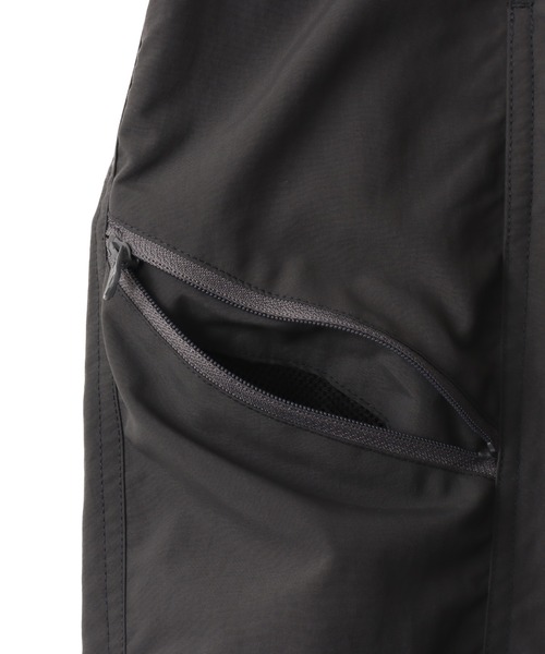 atmos(アトモス)の「atmos Crinkled Nylon Shorts / アトモス クリンクル ナイロン ショーツ(その他パンツ・メンズ・グレー/カーキ/ブラック・M/L/XL)」の8枚目の写真