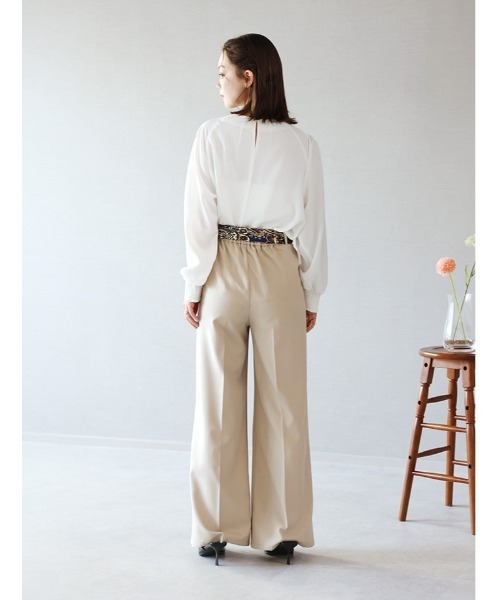 fifth（フィフス）の「【XSサイズあり】裾スリットセンタープレスパンツ（その他パンツ・レディース・ベージュ/ネイビー・XS/M）」の13枚目の写真