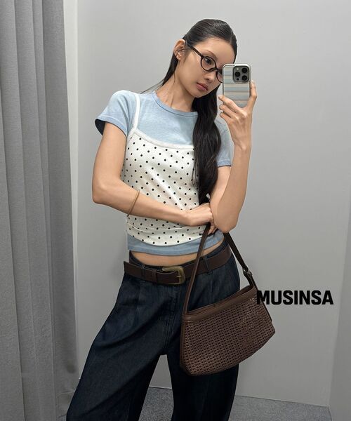 MUSINSA STANDARD WOMAN（ムシンサスタンダードウーマン）の「ウィメンズダーティダイドスリムクルーネックTシャツ[ダスティブルー]（Tシャツ/カットソー・レディース・その他・SMALL/MEDIUM/LARGE/X-SMALL）」の3枚目の写真