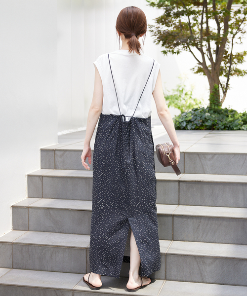 SLOBE IENA（スローブイエナ）の「《2枚セット/追加》アイラインキャミワンピース×ノースリーブTEEセット（ワンピース・レディース・ブラック/ブラックミックス・FREE）」の12枚目の写真