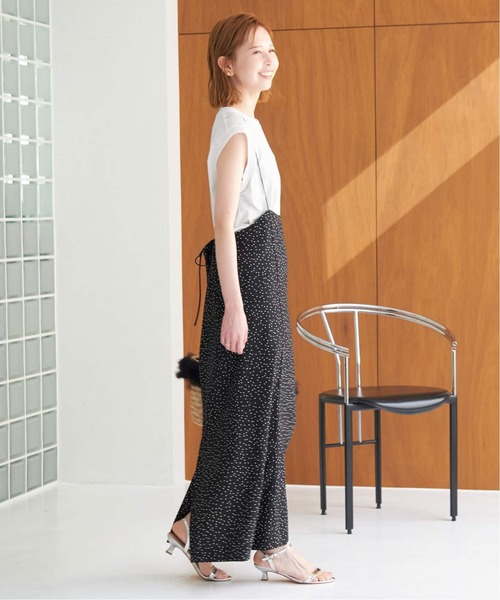SLOBE IENA（スローブイエナ）の「《2枚セット/追加》アイラインキャミワンピース×ノースリーブTEEセット（ワンピース・レディース・ブラック/ブラックミックス・FREE）」の16枚目の写真