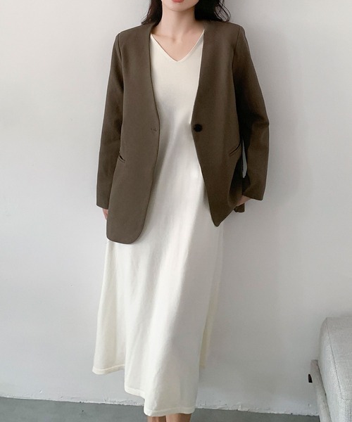 LOWO(ロワ)の「ドットスカーフ付き ノーカラージャケット オフィス フォーマル カジュアル(ノーカラージャケット・レディース・キャメル/チャコールグレー/ブラック・M/L)」の8枚目の写真