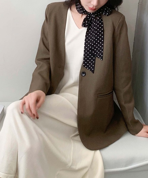 LOWO(ロワ)の「ドットスカーフ付き ノーカラージャケット オフィス フォーマル カジュアル(ノーカラージャケット・レディース・キャメル/チャコールグレー/ブラック・M/L)」の10枚目の写真