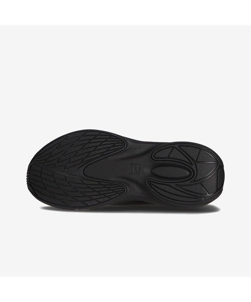 FILA(フィラ)の「FLOAT MAX 2.0 LT(スニーカー・レディース・ブラック・29.0cm/28.0cm/27.5cm/27.0cm/26.5cm/26.0cm/25.5cm/25.0cm/24.5㎝/24.0cm/23.5㎝/23.0cm)」の6枚目の写真