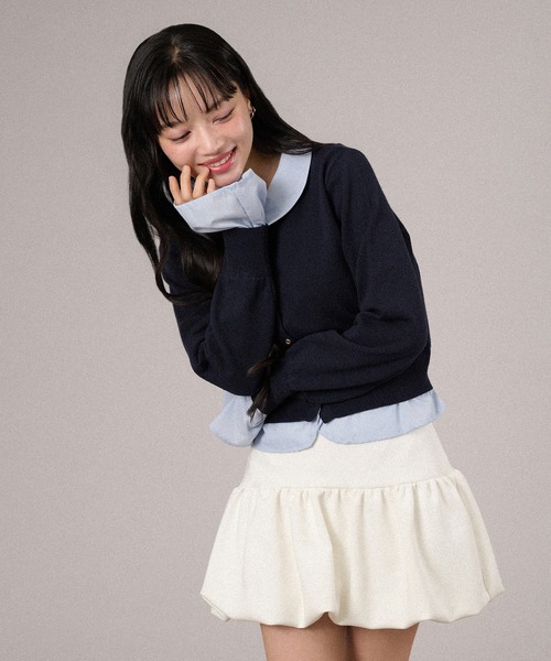 apres jour mignon(アプレジュールミニョン)の「シャツレイヤードカーディガン(カーディガン/ボレロ・レディース・ネイビー/モカ/杢グレー・LARGE/フリー)」の5枚目の写真