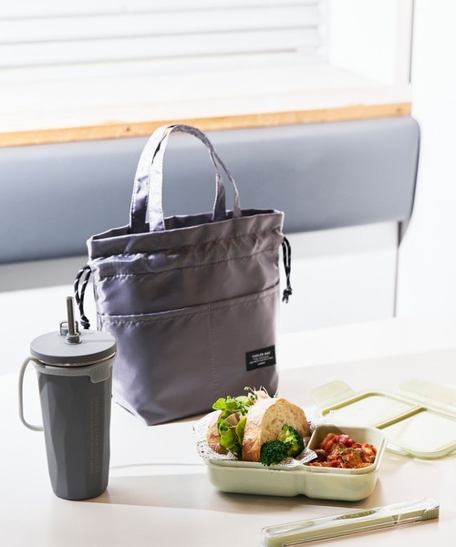 LAKOLE(ラコレ)の「パラコード保冷巾着バッグ / 637064(トートバッグ・レディース・イエロー/ブラック/グレー・FREE)」の2枚目の写真