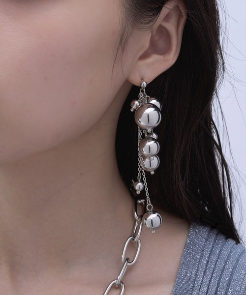 HARE（ハレ）の「メタルボールチェーンピアス(HARE)（ピアス（両耳用）・レディース・シルバー・FREE）」の4枚目の写真